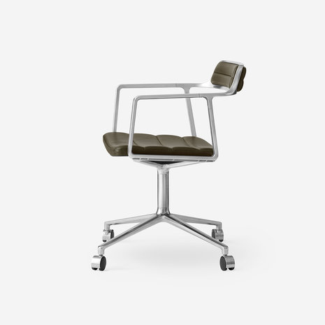 Vipp 452 Swivel met wielen (castors), gepolijst frame met Bosco Green zitting