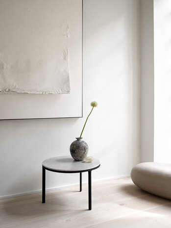 Vipp 423 salontafel, zwart frame, Sky grey marble